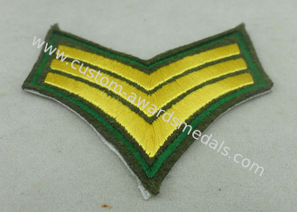 Remiendos adaptables espesos del algodón y emblemas bordados militares