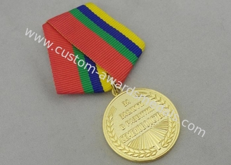 Medallas de los premios del oro/medalla de la recompensa con diseño de la aleación 3D del cinc y cinta de encargo hecha juego