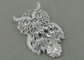 Las insignias del recuerdo de UHU por el estaño a presión fundición, el diseño 3D con el diamante artificial y galjanoplastia de la plata