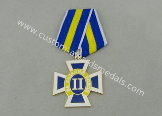 Las medallas de encargo de los premios del chapado en oro mueren sello, cintas que los militares conceden la medalla