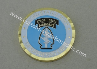 Las monedas personalizadas material de cobre amarillo aerotransportado cerca mueren sellado con el esmalte suave