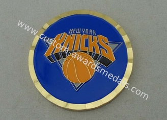El baloncesto de los New York Knicks acuña con el borde suave del esmalte/del engranaje