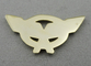 Pin modificado para requisitos particulares imitación de la solapa del deporte del coche, Pin duro del esmalte de la aleación del cinc con el oro plateado